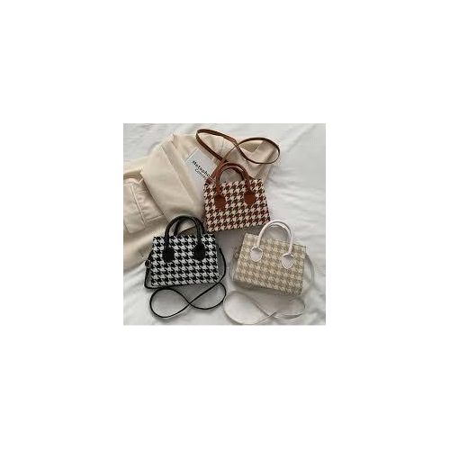 product_image_name-Generic-Summer Breeze Woven Bag-4