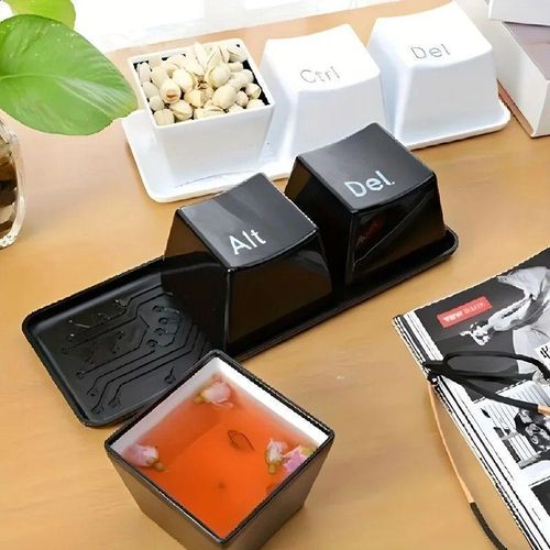 Generic Ctrl+Alt+Del Keyboard-Shaped Mugs or Sauce Dish - Black - image 2