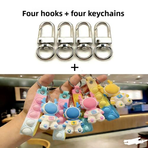 Generic 4 hooks + 4 key rings, astronaut key rings small hanging decorations