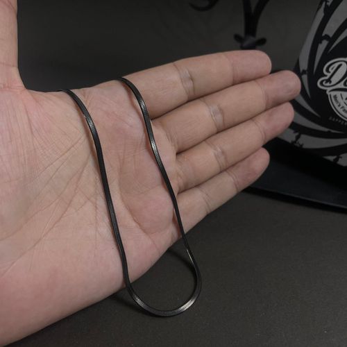 Generic Unisex Snake Chain Necklace(Black)