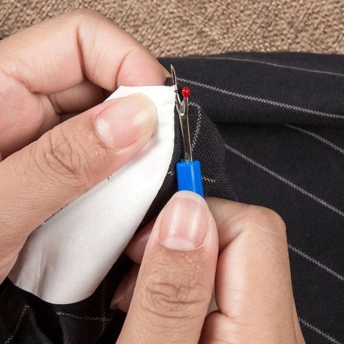 Generic 5-Piece Sewing Tool Set - Includes Seam Ripper, Needle Threader, and Snips - Suitable for Removing Stitches and DIY Hand Sewing Projects - image 2