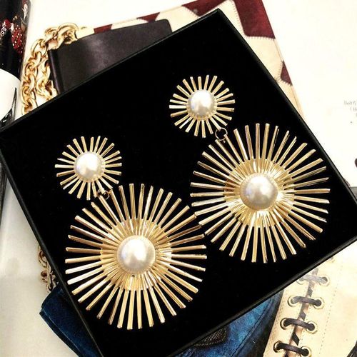 product_image_name-Fashion-Gold Sunburst Pearl Earrings - Women's  Jewelry, Elegant Party Accessory-1