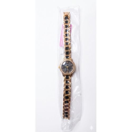 Generic Women’s Elegant Quartz Watch - Gold & Black