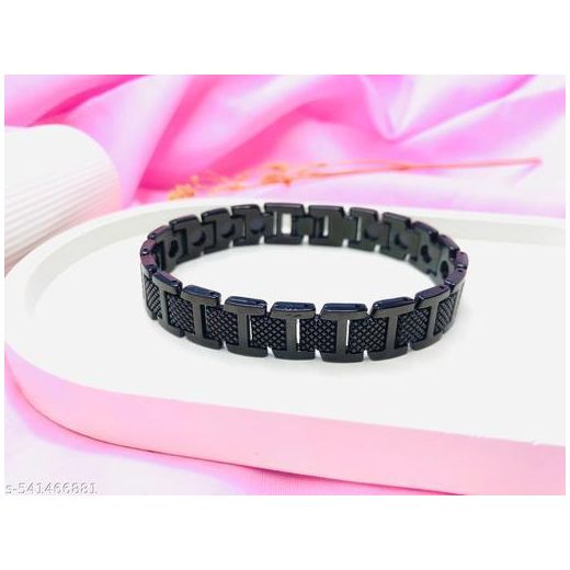 Generic Men’s Black Stainless Steel Bracelet – Adjustable, Durable & Stylish Wrist Accessory (Unisex)